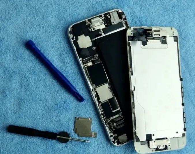 Emergency iPhone Water Damage Repairs Near Me