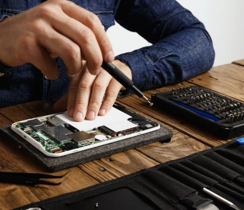 iPhone Camera Lens Repair Near You