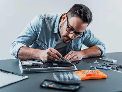 All Types of Computer and Laptop Repairs in Carnegie
