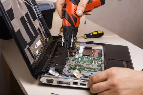 MacBook Battery Replacement